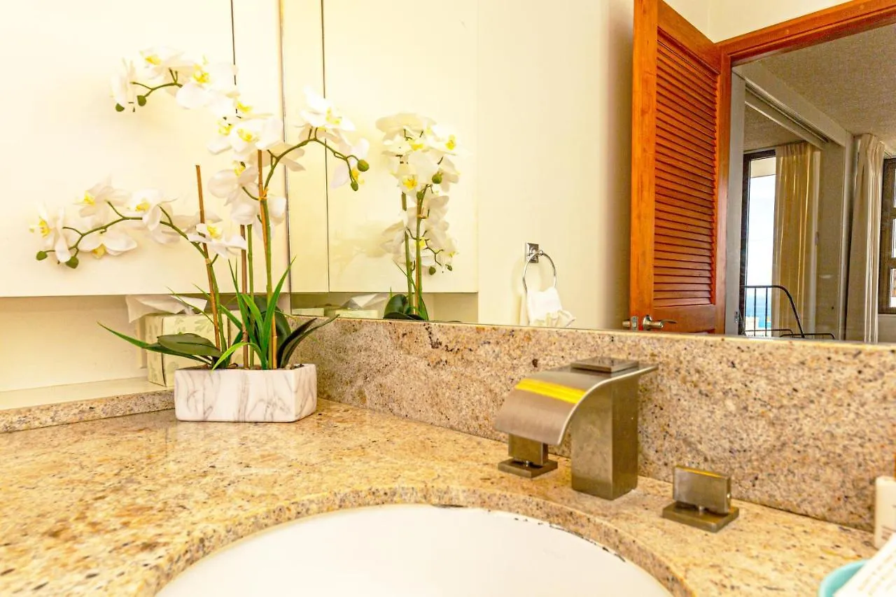 Ocean View Delight, Walk To Beach With Free Parking Honolulu USA