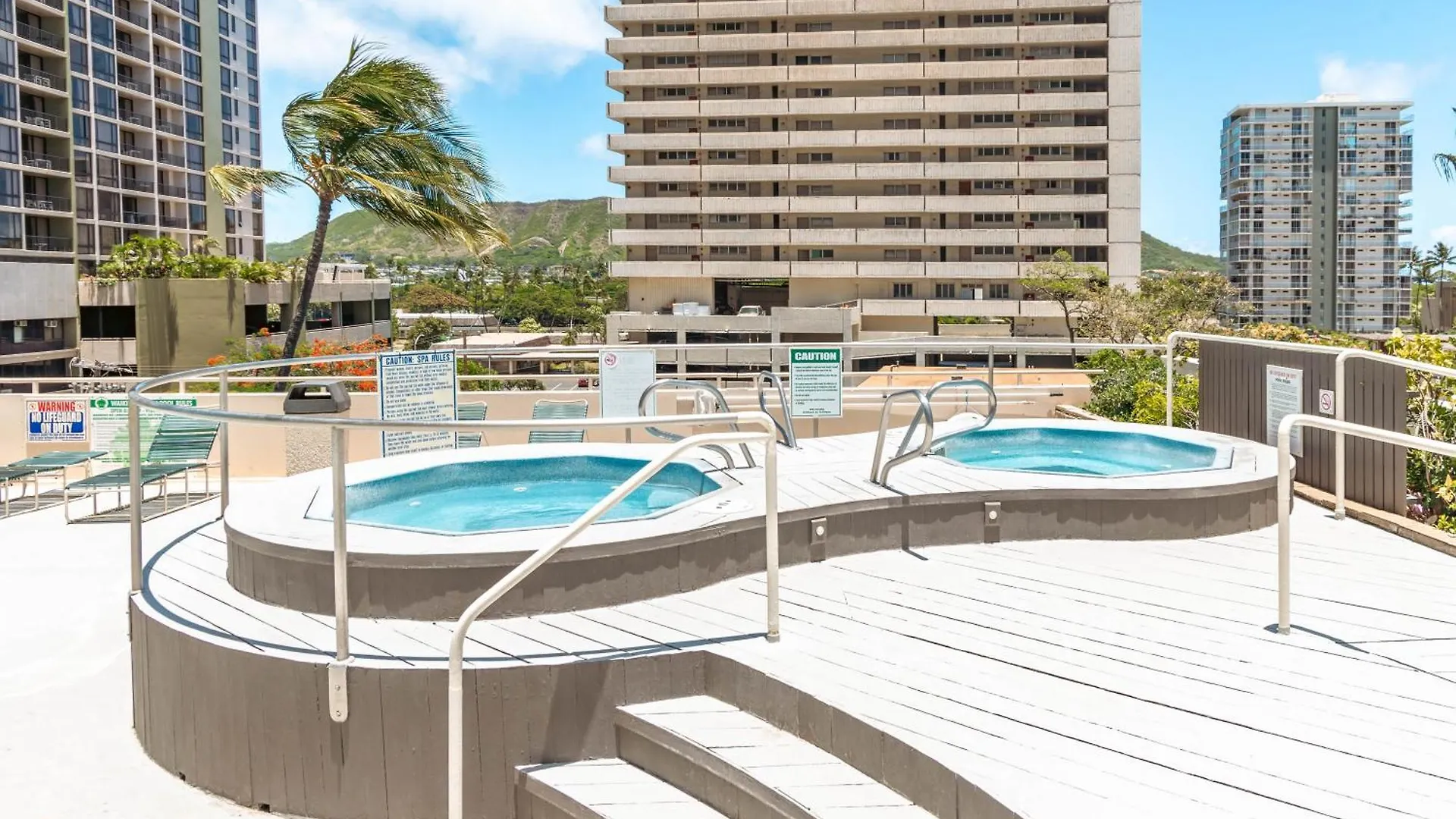 Ocean View Delight, Walk To Beach With Free Parking Honolulu Lejlighed